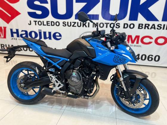 SUZUKI GSX-8S 