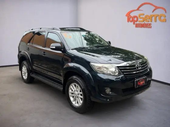 TOYOTA HILUX SW4 2.7 SR 7 LUGARES 4X2 16V FLEX 4P AUTOMÁTICO