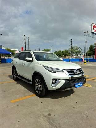 TOYOTA-HILUX SW4-2019