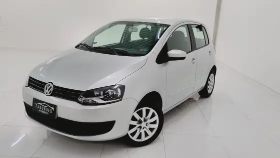 VOLKSWAGEN FOX 1.0 MI TREND 8V FLEX 4P MANUAL VOLKSWAGEN FOX 1.0 MI TREND 8V FLEX 4P MANUAL