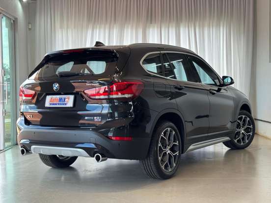 BMW-X1-2.0 16V TURBO ACTIVEFLEX SDRIVE20I 4P AUTOMÁTICO BMW-X1-2020