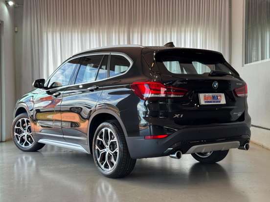 BMW-X1-2.0 16V TURBO ACTIVEFLEX SDRIVE20I 4P AUTOMÁTICO BMW-X1-2020