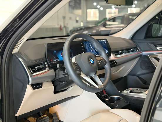 BMW-X1-2.0 16V TURBO GASOLINA SDRIVE20I X-LINE STEPTRONIC BMW-X1-2025