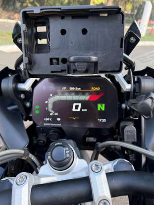 BMW-R 1250 GS TRIPLE BLACK BMW-R 1250 GS TRIPLE BLACK-2021