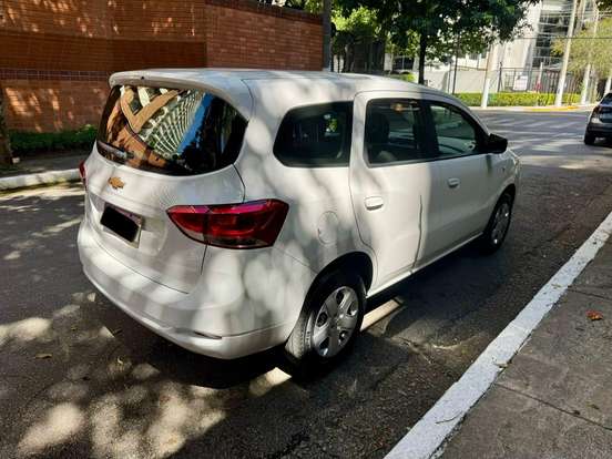 CHEVROLET-SPIN-2021