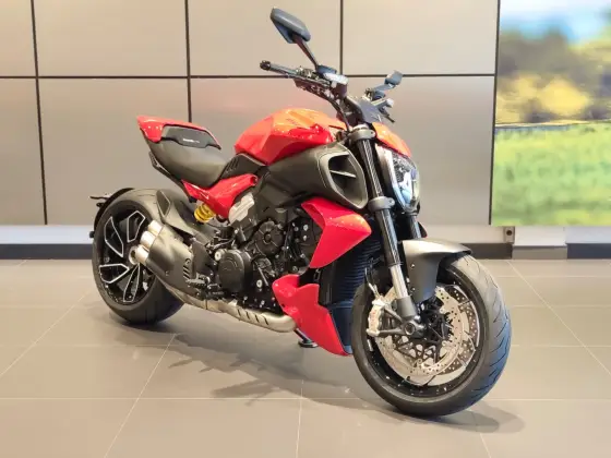 DUCATI DIAVEL V4 