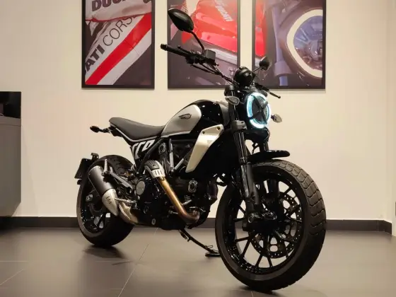 DUCATI SCRAMBLER ICON 