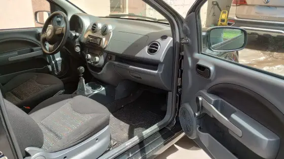 FIAT UNO 1.0 EVO VIVACE 8V FLEX 2P MANUAL FIAT UNO 1.0 EVO VIVACE 8V FLEX 2P MANUAL