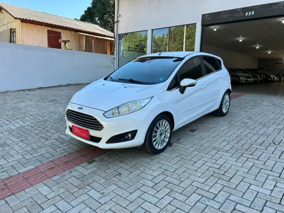 FORD FIESTA 1.6 TITANIUM HATCH 16V FLEX 4P AUTOMÁTICO