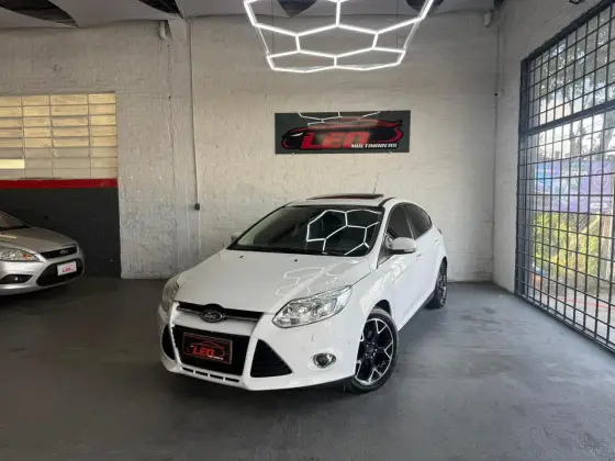 FORD FOCUS 2.0 TITANIUM PLUS 16V FLEX 4P POWERSHIFT