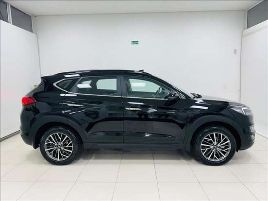 HYUNDAI-TUCSON-2024