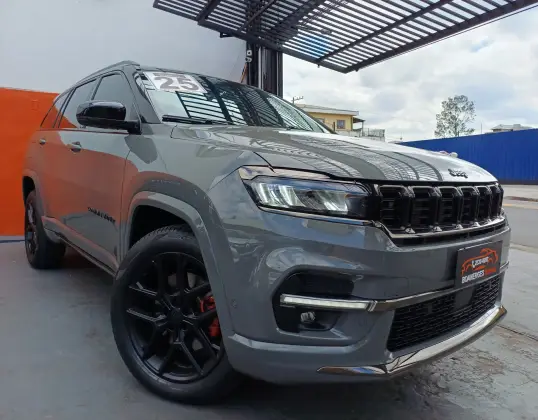 JEEP COMMANDER 2.0 HURRICANE 4 TURBO GASOLINA BLACKHAWK AT9