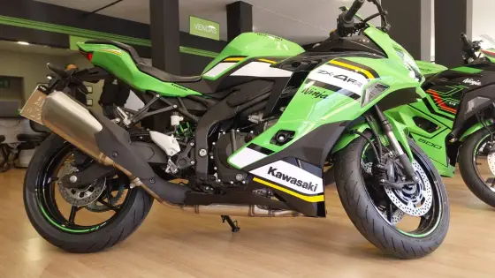 KAWASAKI NINJA ZX-4RR 