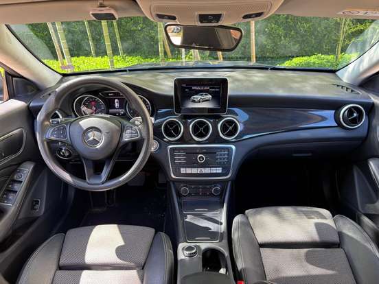 MERCEDES-BENZ-CLA 180-1.6 CGI GASOLINA 7G-DCT MERCEDES-BENZ-CLA 180-2019