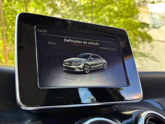 MERCEDES-BENZ-CLA 180-2019