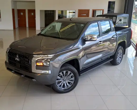 MITSUBISHI TRITON 2.4 BITURBO DIESEL CD HPE 4X4 AUTOMÁTICO MITSUBISHI TRITON 2.4 BITURBO DIESEL CD HPE 4X4 AUTOMÁTICO