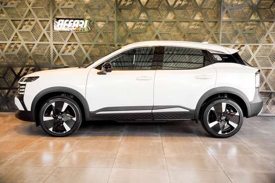 NISSAN-KICKS-2025