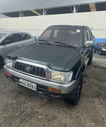 TOYOTA HILUX 3.0 SRV 4X2 CD 8V DIESEL 4P MANUAL