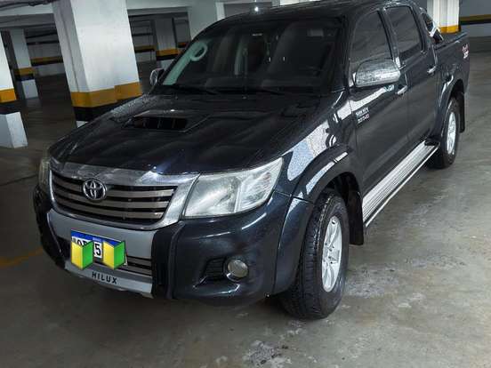 TOYOTA-HILUX-3.0 SRV 4X4 CD 16V TURBO INTERCOOLER DIESEL 4P AUTOMÁTICO TOYOTA-HILUX-2012