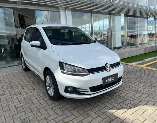 VOLKSWAGEN-FOX-2020