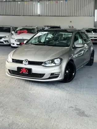 VOLKSWAGEN GOLF 1.4 TSI HIGHLINE 16V GASOLINA 4P AUTOMÁTICO VOLKSWAGEN GOLF 1.4 TSI HIGHLINE 16V GASOLINA 4P AUTOMÁTICO