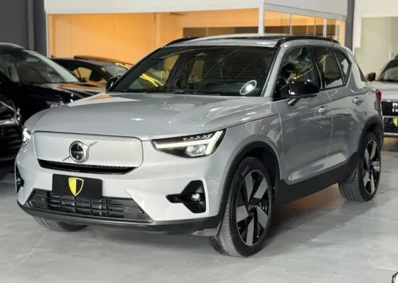 VOLVO XC40 P8 RECHARGE TWIN ELECTRIC ULTIMATE AWD
