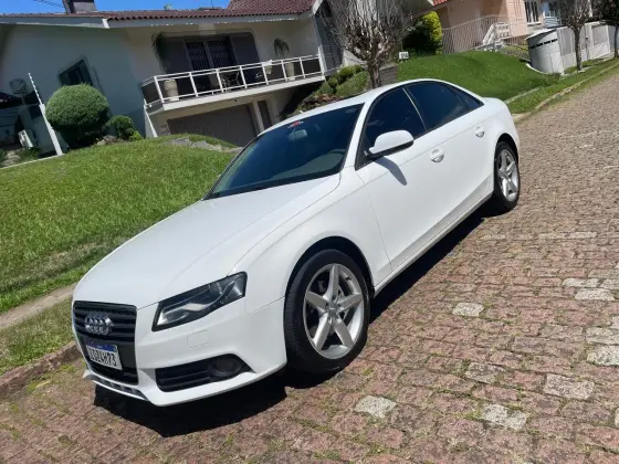 AUDI A4 2.0 TFSI AMBIENTE 183CV GASOLINA 4P MULTITRONIC