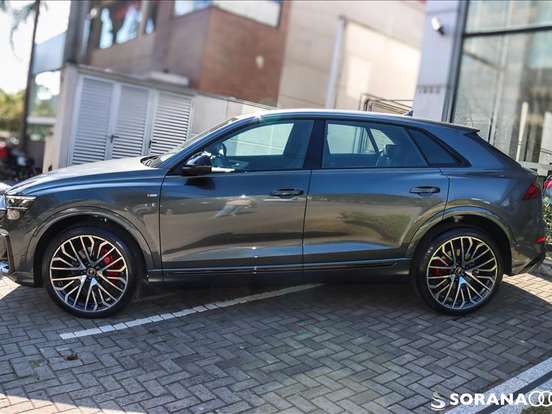 AUDI-Q8-3.0 TFSI GASOLINA PERFORMANCE BLACK QUATTRO TIPTRONIC AUDI-Q8-2025
