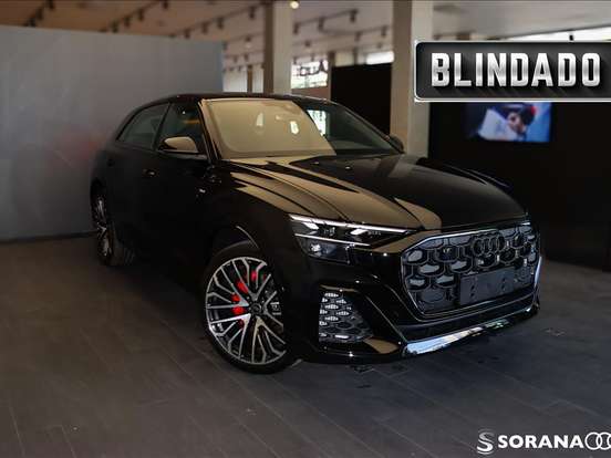 AUDI-Q8-3.0 TFSI GASOLINA PERFORMANCE BLACK QUATTRO TIPTRONIC AUDI-Q8-2025