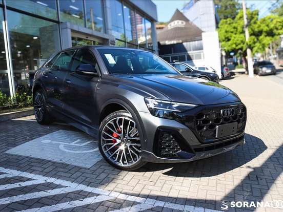 AUDI-Q8-3.0 TFSI GASOLINA PERFORMANCE BLACK QUATTRO TIPTRONIC AUDI-Q8-2025