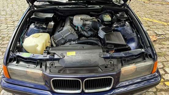 BMW-318i-1995