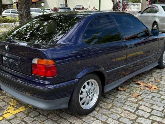 BMW-318i-1.8 COMPACT 16V GASOLINA 2P MANUAL BMW-318i-1995