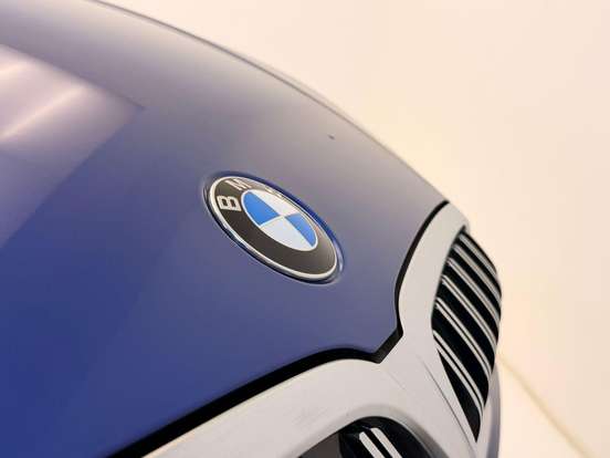 BMW-320i-2025