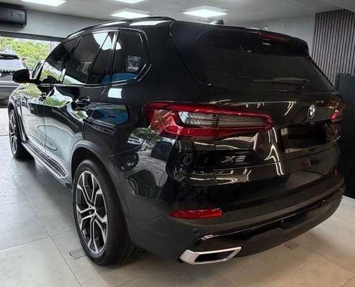 BMW-X5-2019