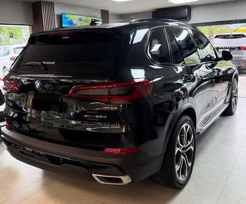 BMW-X5-3.0 4X4 30D I6 TURBO DIESEL 4P AUTOMÁTICO BMW-X5-2019
