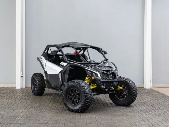 CAN-AM MAVERICK X3 TURBO 