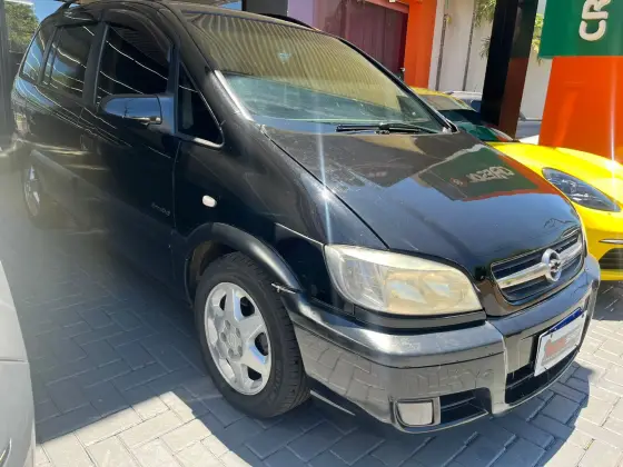 CHEVROLET ZAFIRA 2.0 MPFI COMFORT 8V FLEX 4P MANUAL