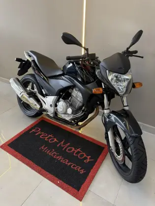 HONDA CB 300R 