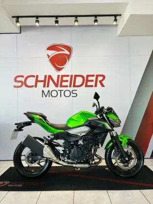 KAWASAKI Z500 