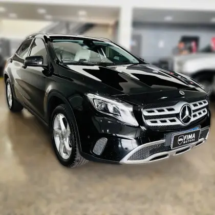 MERCEDES-BENZ GLA 200 1.6 CGI FLEX ADVANCE 7G-DCT