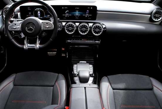 MERCEDES-BENZ-CLA 35 AMG-2022