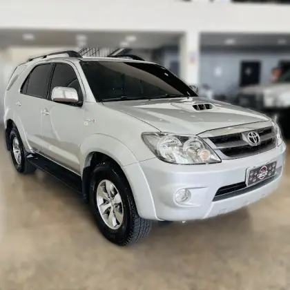 TOYOTA HILUX SW4 3.0 SRV 4X4 16V TURBO INTERCOOLER DIESEL 4P AUTOMÁTICO