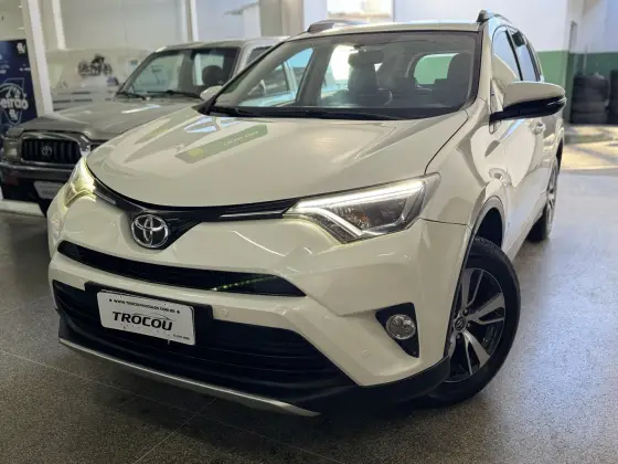 TOYOTA RAV4 2.0 TOP 4X2 16V GASOLINA 4P AUTOMÁTICO