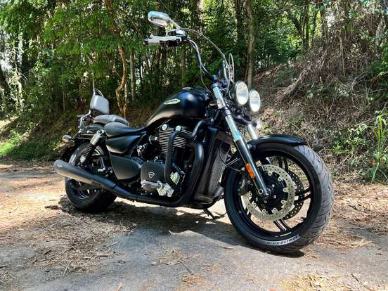 TRIUMPH-THUNDERBIRD STORM TRIUMPH-THUNDERBIRD STORM-2013