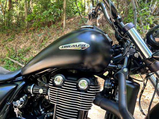 TRIUMPH-THUNDERBIRD STORM-2013