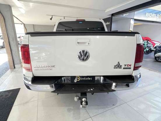 VOLKSWAGEN-AMAROK-2.0 HIGHLINE 4X4 CD 16V TURBO INTERCOOLER DIESEL 4P AUTOMÁTICO VOLKSWAGEN-AMAROK-2016