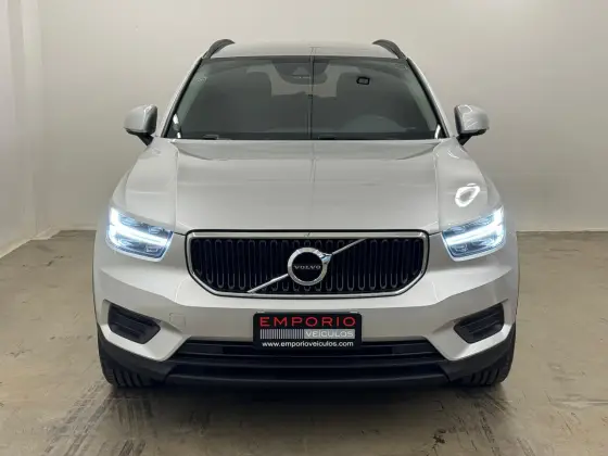 VOLVO XC40 2.0 T4 GASOLINA GEARTRONIC
