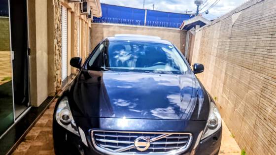 VOLVO S60 2.0 T5 DYNAMIC GASOLINA 4P AUTOMÁTICO