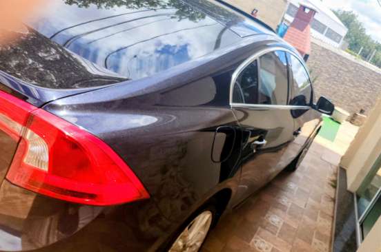 VOLVO-S60-2011