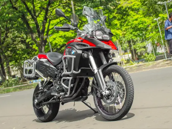 BMW F 800 GS ADVENTURE BMW F 800 GS ADVENTURE